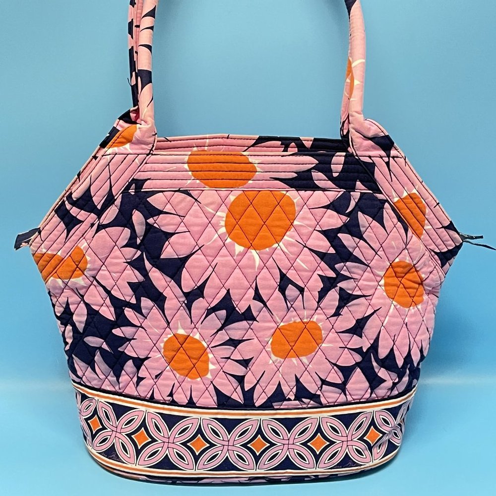VERA BRADLEY Large Shoulder Bag Pink Blue Daisy Floral Quilted  **EUC** SUPERB!!